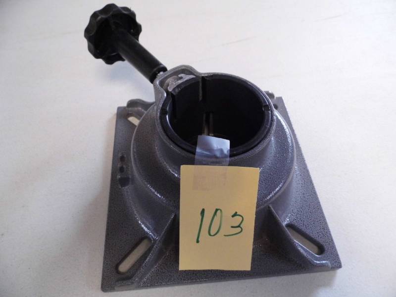 lot 103 image: Seat Mounting Bracket