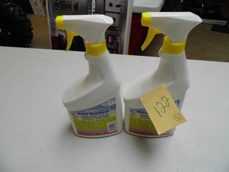 lot 122 image: Lot of 2 Jars ISSO Water Repellent