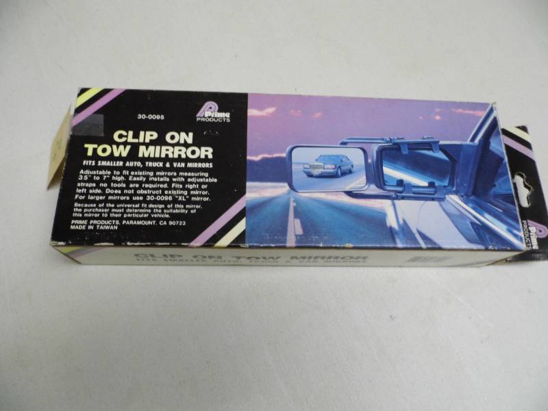 lot 129 image: Clip On Tow Mirror