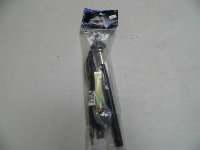 lot 135 image: Pull Up Stereo Antenna