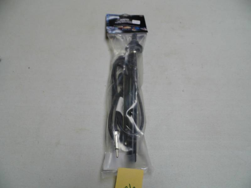 lot 136 image: Pull Up Stereo Antenna