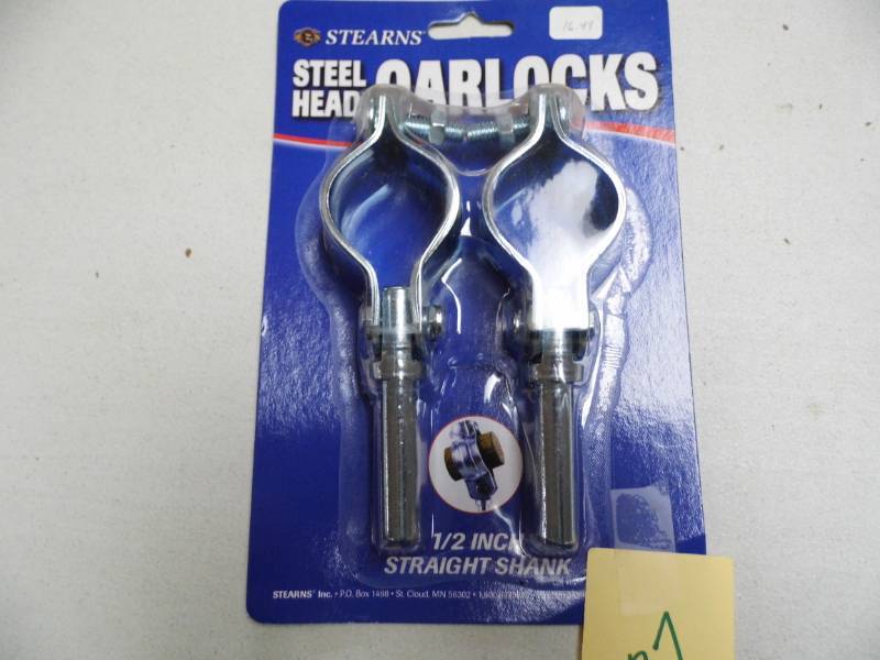 lot 137 image: Oar Locks
