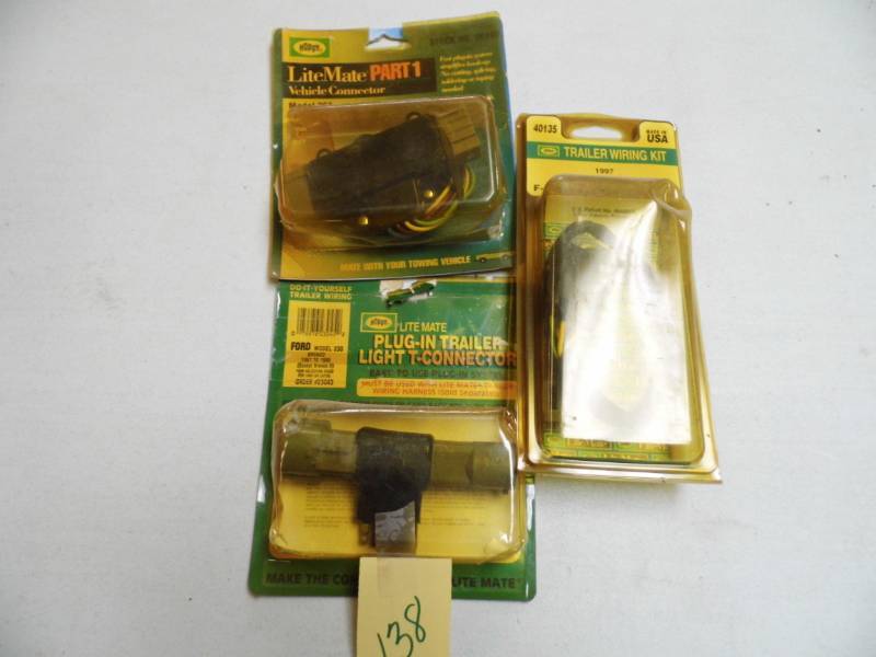 lot 138 image: Trailer Wiring Kit - vehicle Connector - Plug In Light