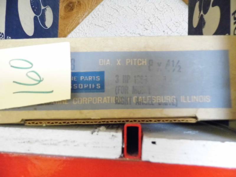 lot 160 image: Johnson Evinrude Propellor
