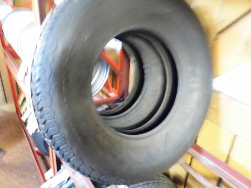 lot 185 image: Tire