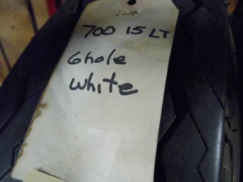 lot 194 image: Tire