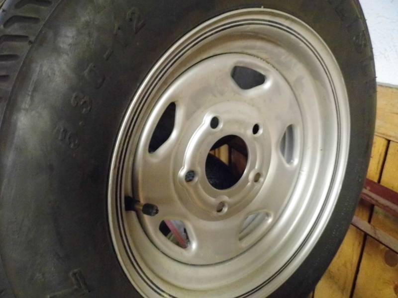 lot 197 image: Tire