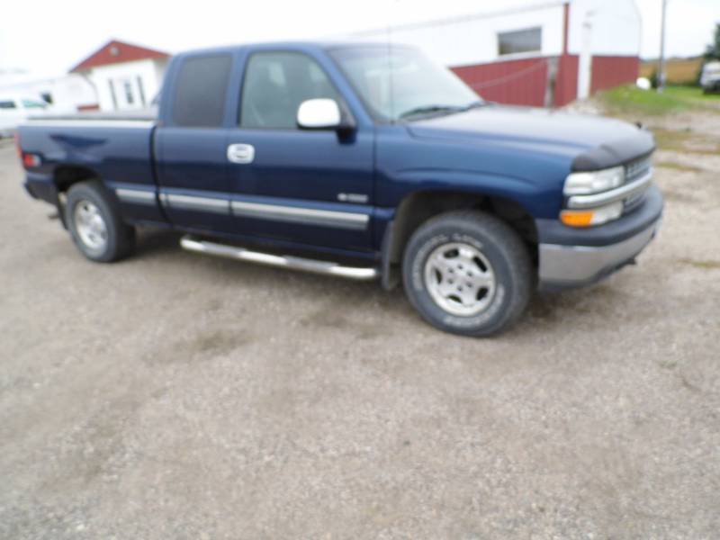 lot 206 image: 1999 Chevrolet K1500 LT Silverado Pickup