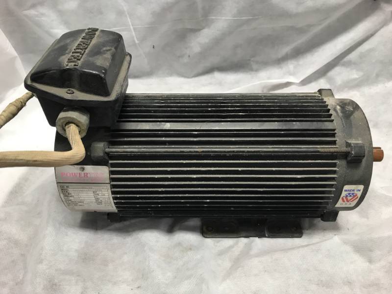 lot 26 image: Powertec Stepper Motor Unused