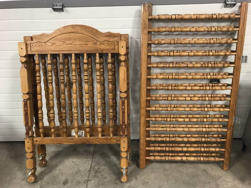 lot 29 image: Oak Baby Crib
