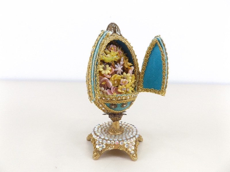 lot 7 image: Faberge Style 2 Sided Sequined Scenery Egg on Brass Stand