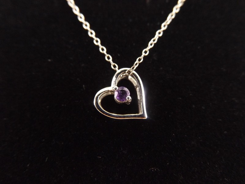 lot 55 image: .925 Sterling Silver Necklace and Amethyst Pendant