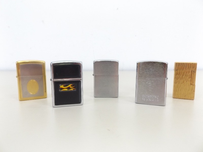 lot 20 image: Lot of Zippo etc. Lighters