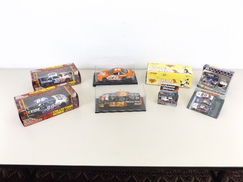 lot 38 image: Lot of NEW etc. NASCAR Die Cast Racing Cars