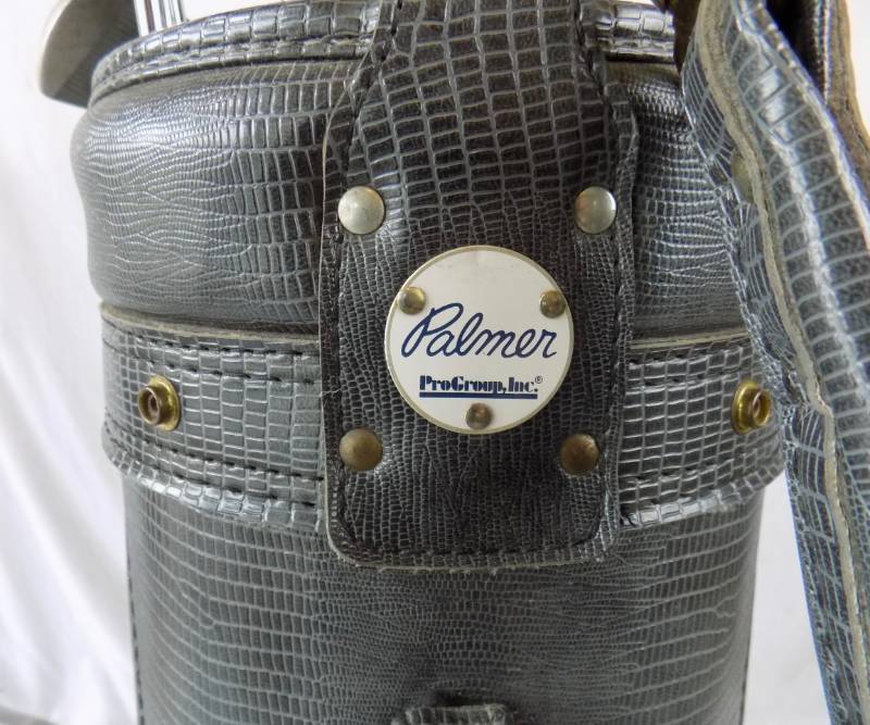 lot 10 image: Mens Left Handed - Spalding Executive Golf Set w Palmer ProGroup Bag and Some Accessories