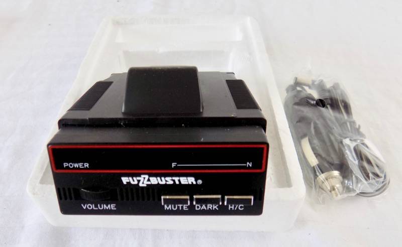 lot 13 image: (never used) Vintage Original FuzzBuster 2120