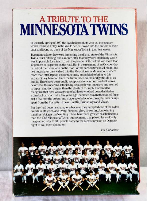 lot 14 image: Collectable 1987 Twins Wheaties Box