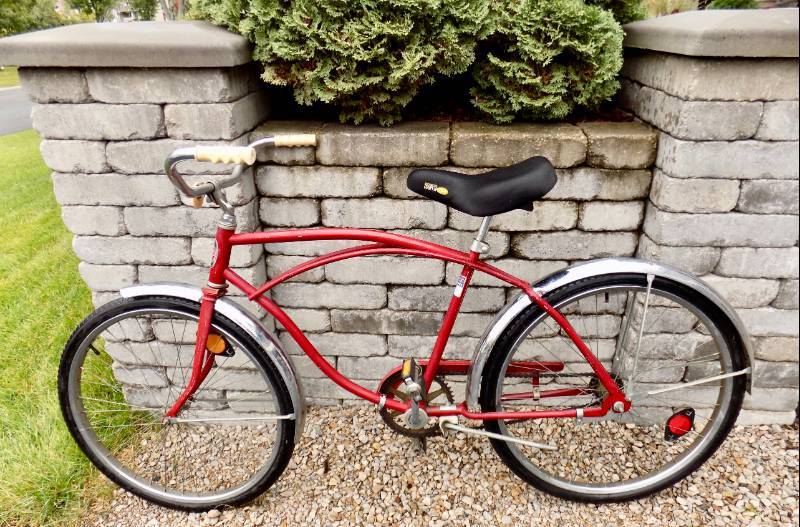 lot 31 image: (Very Cool) Vintage Columbia Sterling Red w Chrome Fenders Mens Bicycle (model #R045782, Approx. mid 1960s)