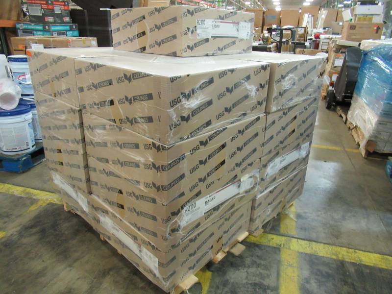 17 Cases Of Usg Ceilings 24 X 24 16 Pack White Fissured 5