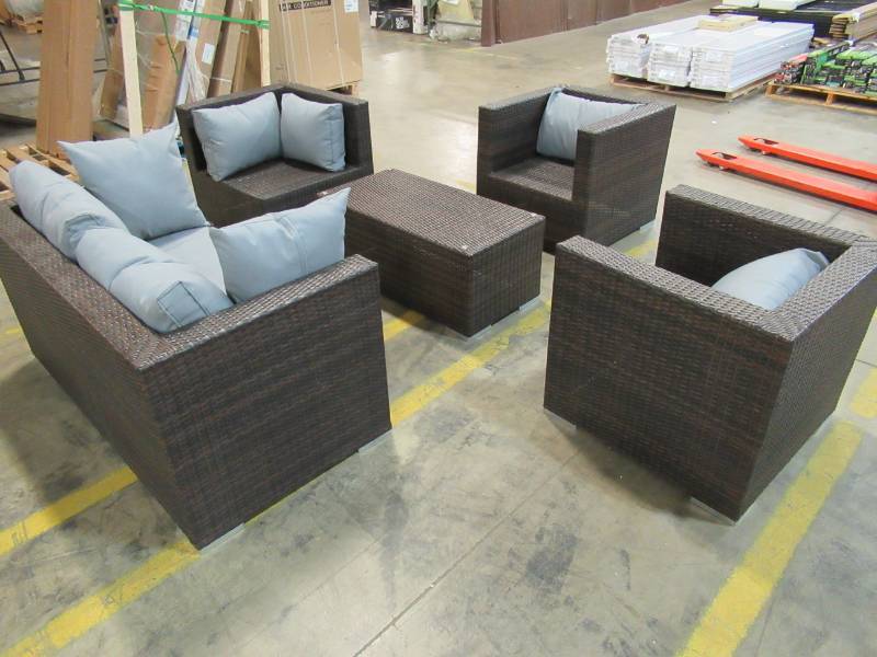 lot 10A image: Lago Collection 5-Piece Outdoor Patio Seating Set, Out of Box, Display Pieces, Never Used