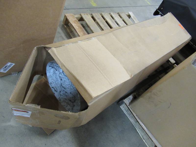 lot 106 image: Roll of Laminate - Marble Finish