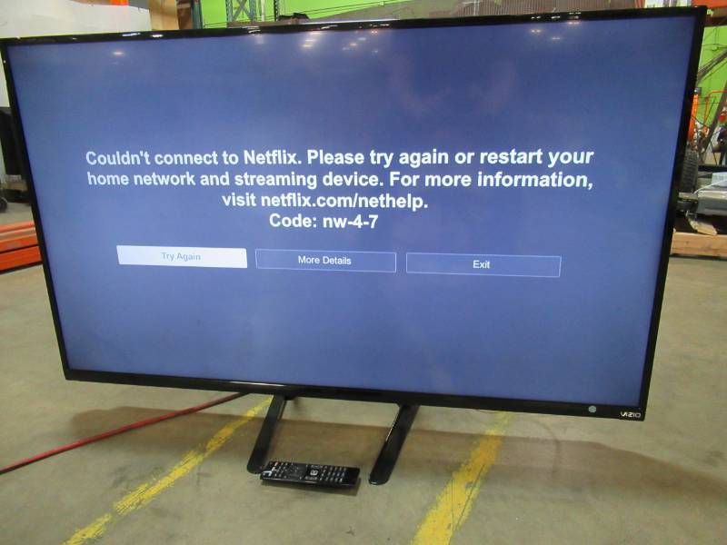 lot 9D image: VIZIO D-Series 50 in. Class Full-Array LED 4K 120 Hz Internet Enabled Smart Ultra HDTV with Built-in Wi-Fi, with Remote - VERTICAL LINE