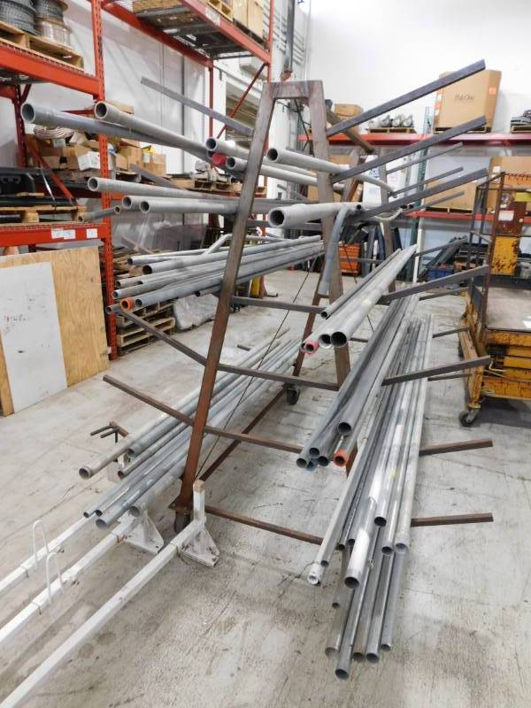 lot 16 image: Rolling Pipe Rack