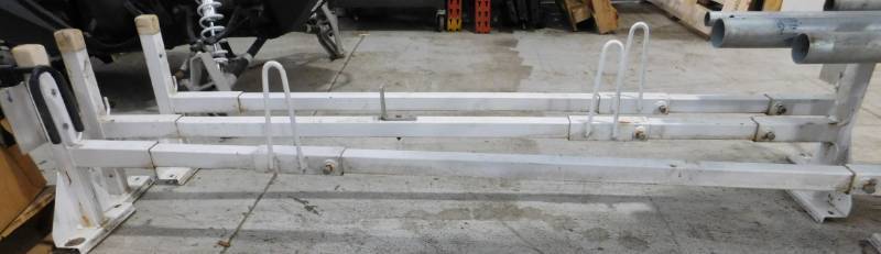 lot 17 image: Ladder Racks