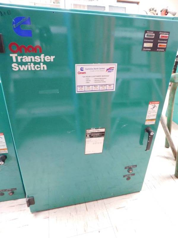 lot 26 image: Cummins Onon Transfer Switch - 25.5(w) x 35.5(h) x 16(d)
