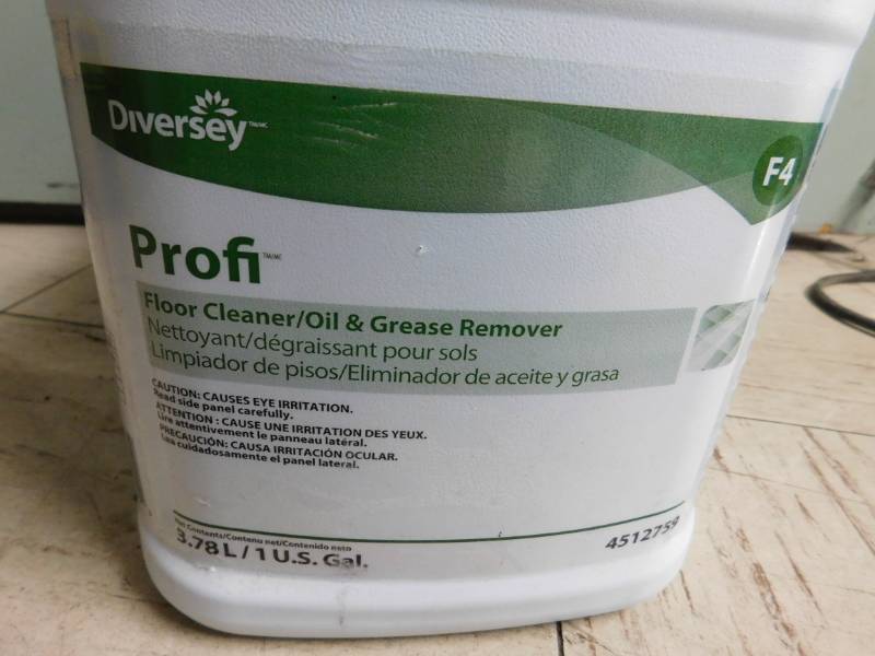 lot 34 image: Diversey Profi Floor CleanerOil & Grease Remover