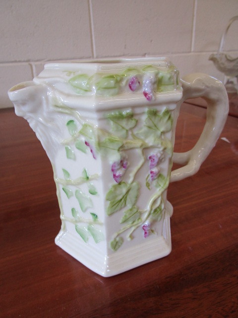 lot 305 image: BELLEEK FINE IRISH PORCELAIN PITCHER