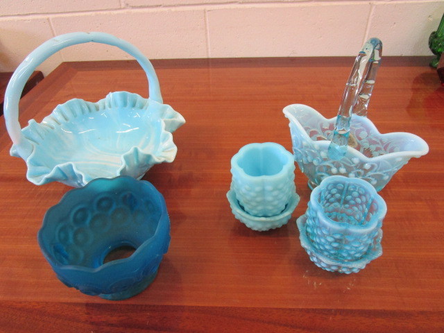 lot 322 image: HANDMADE FENTON ART GLASS BASKET, 2 FENTON HOBNAIL FAIRY LAMPS  ART GLASS BASKET & CANDLE HOLDER