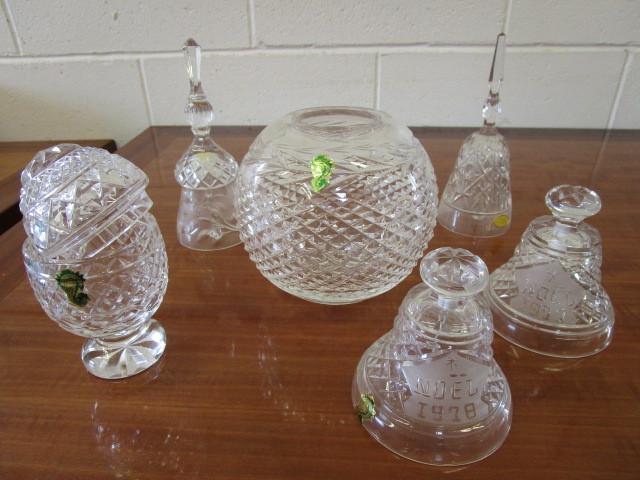 lot 333 image: ASSORTMENT OF HANDMADE WATERFORD CRYSTAL