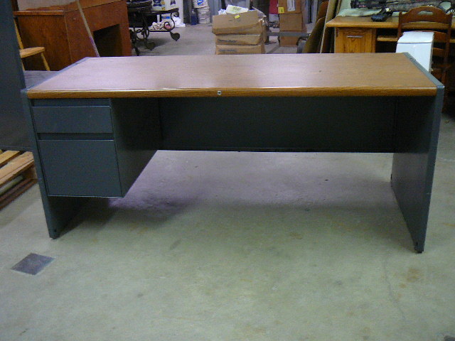 Steel Desk Wood Grain Top
