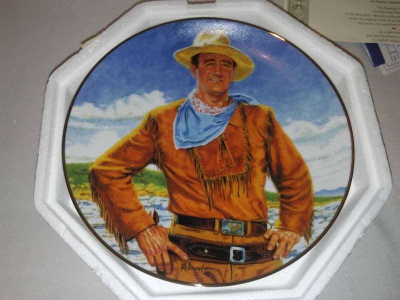 lot 159 image: John Wayne, Franklin Mint plate The Duke Limited edition, numbered.