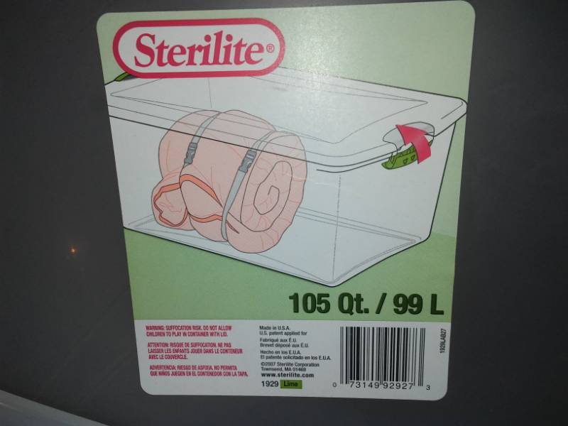 lot 172 image: 2 Sterilite totes,