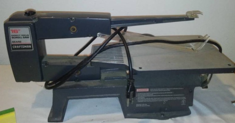 lot 189 image: Sears Craftsman 16 inch scroll saw.