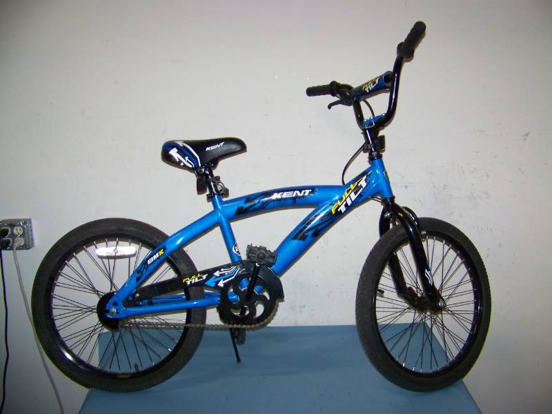 lot 103 image: Kids, Kent, BMX Full Tilt, Bike  Bicycle
