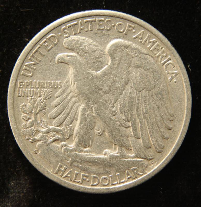 1945-S WALKING LIBERTY SILVER HALF DOLLAR