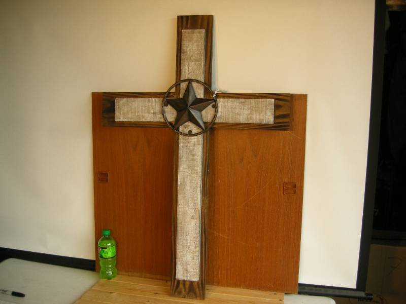 lot 45 image: Large Western Wooden Cross