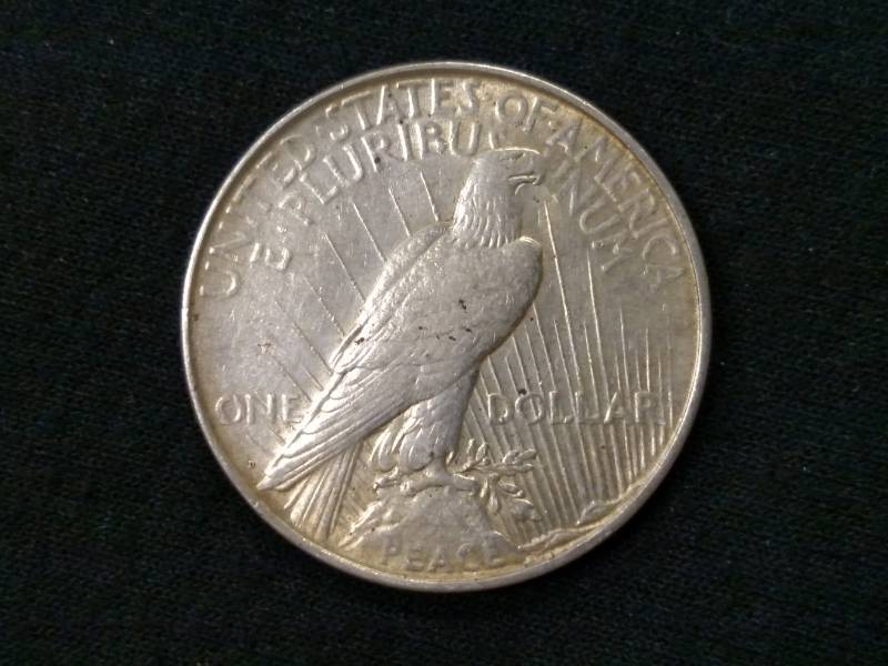 lot 21 image: 1922 D Peace Silver Dollar...