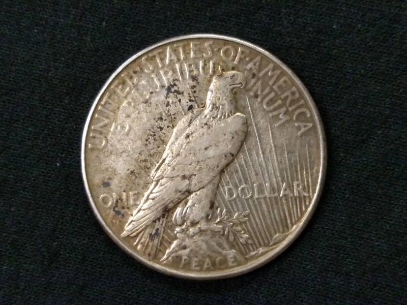 lot 31 image: 1927 S Peace Silver Dollar...
