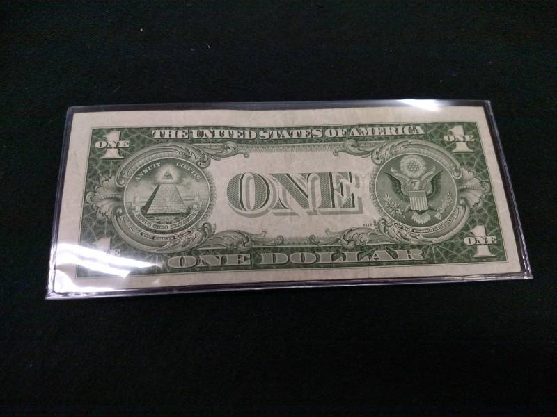lot 61 image: 1935 D One Dollar Silver Certificat...