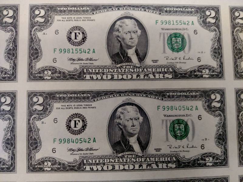lot 69 image: Uncut Sheet of (32) 1995 Two Dollar...