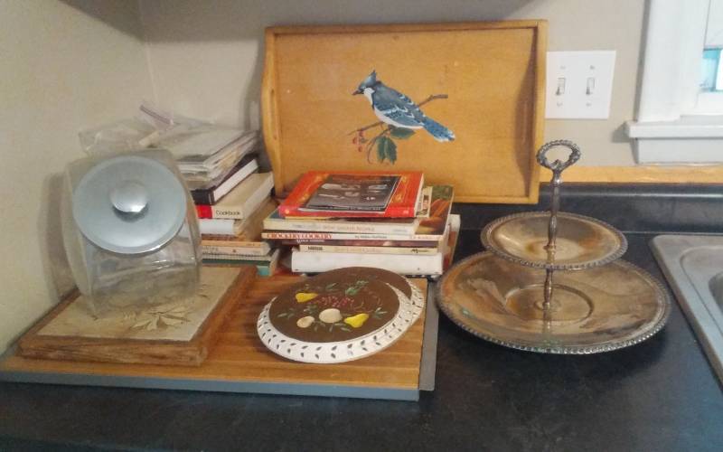 lot 31 image: Trays, Trivets, Cook Books, Cookie Jar