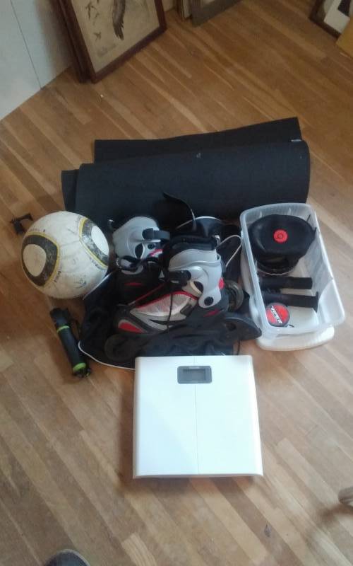 lot 41 image: Inline Skates (Mens Sz 7), Weights, Scale, Go-Pole, Yoga Mat, Misc