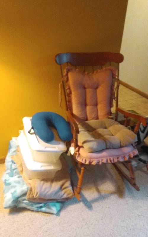 lot 62 image: Wood Rocking Chair, Tote Bins, Neck Pillow