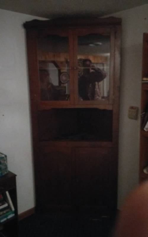 lot 28 image: Corner Cabinet 35x80