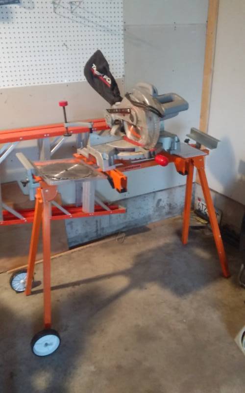 lot 107 image: Task Force 10 Compound Miter Saw With Folding Stand
