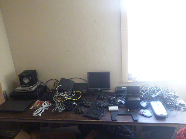 lot 16 image: Miscellaneous Electronics